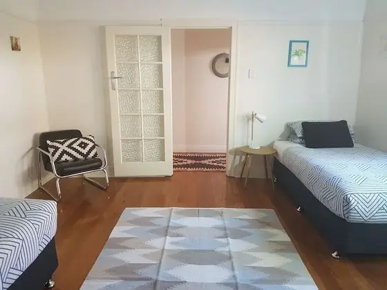 Newcastle Executive Homes - Cooks Hill Cottage - Oda