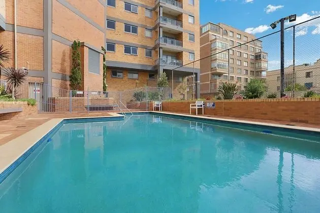 Newcastle Short Stay Apartments - Sandbar Newcastle Beach - Havuz