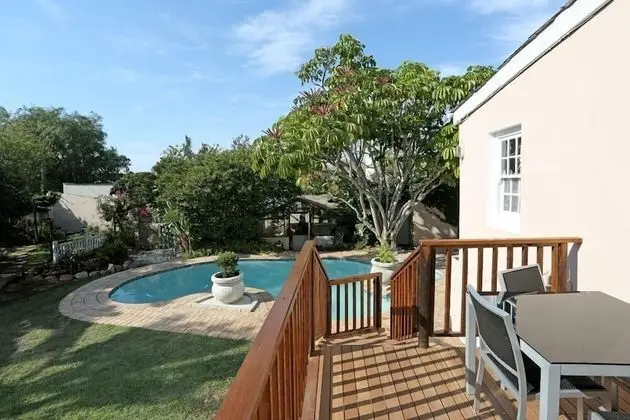 Newington Place - Havuz