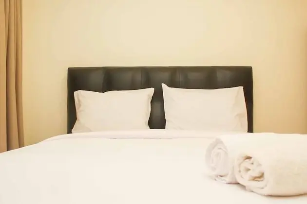 Newly Furnished And Enjoy 2Br At Meikarta Apartment - Öne Çıkan Resim
