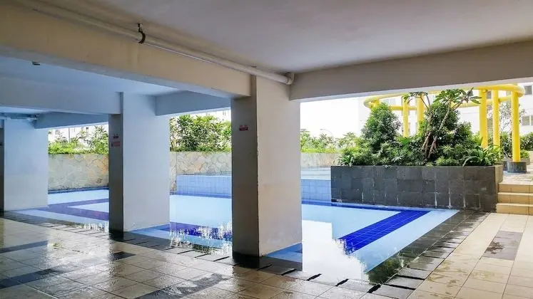 Newly Furnished Studio at Bassura City Apartment - Havuz