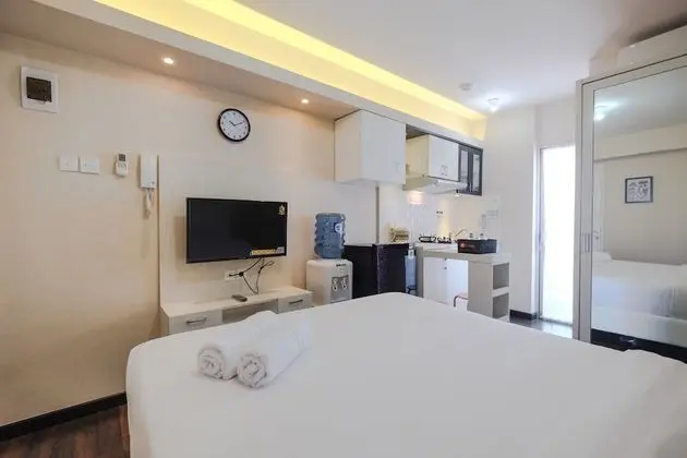 Newly Furnished Studio at Bassura City Apartment - Oda