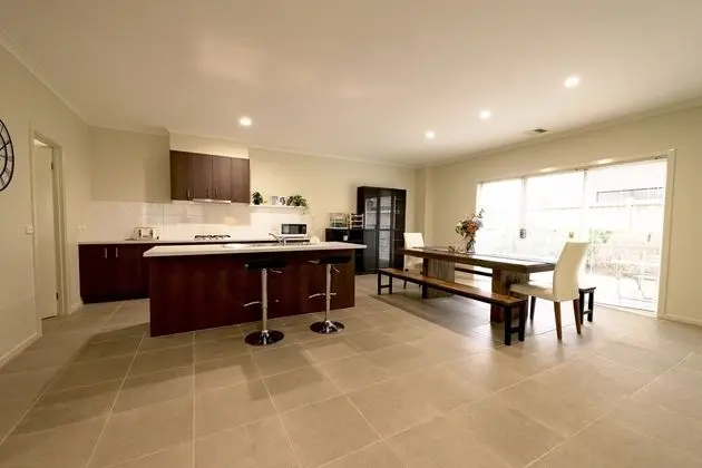 Newly Modern Home for Big Group near SC - Mutfak