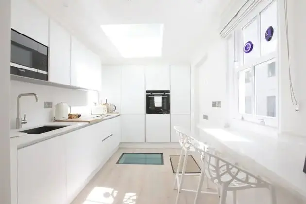 Newly Refurbished 1 Bedroom in Vibrant Notting Hill - Mutfak