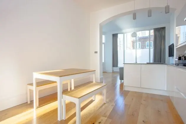Newly Refurbished Modern 3 Bedroom Apartment in Affluent Fulham - Oda Düzeni