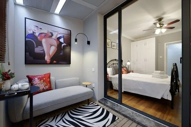 Newly Renovated 1BDR Apt Old Shanghai