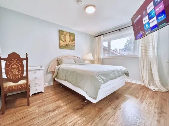 Newly Renovated Detached House