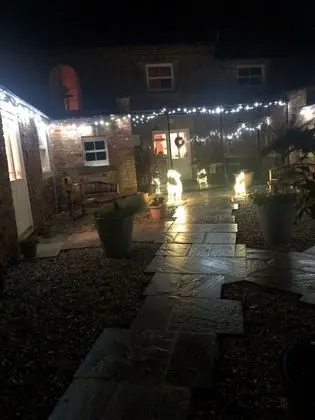 Newsham Grange Farm - Lobi