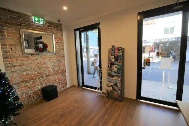Newtown Budget Hotel - Lobi