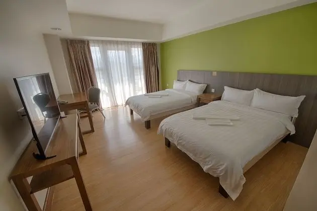 NEWTOWN PLAZA HOTEL - Oda