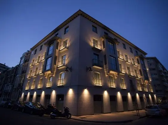 Nexus Valladolid Suites & Hotel - Dış Mekan