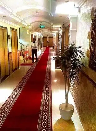 Neyyara Al Takhasossi - Economic - Lobi