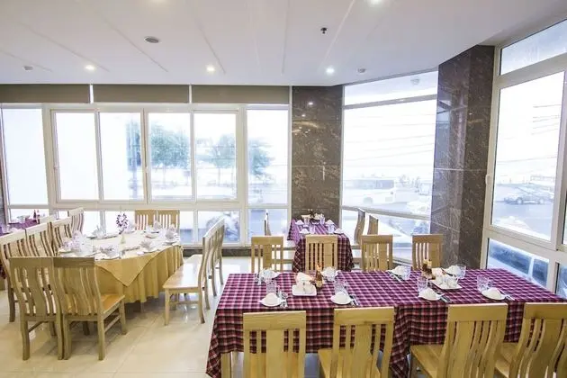 Ngoc Hanh Beach Hotel - Yerinde Yemek