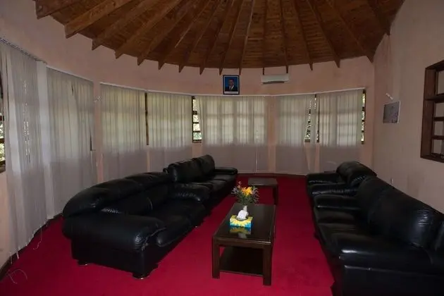 The Ngurdoto Mountain Lodge - Lobi