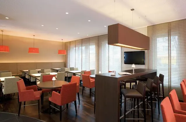 NH Berlin Potsdamer Platz - Genel