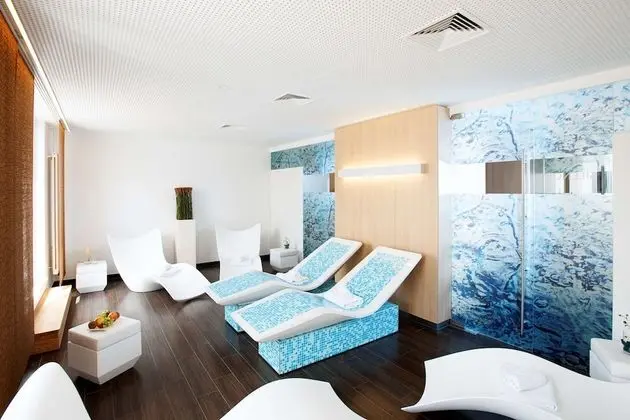 NH Collection Berlin Mitte am Checkpoint Charlie - Spa
