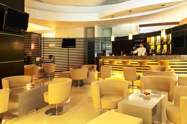 NH Collection Monterrey San Pedro - Bar