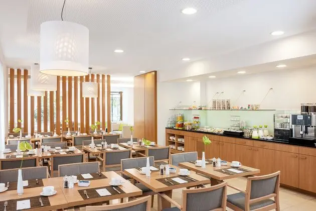 NH Frankfurt Messe  - Genel
