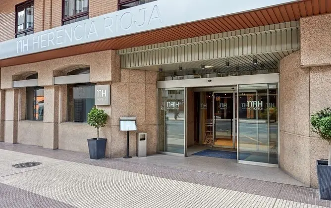 NH Logroño Herencia Rioja - Dış Mekan
