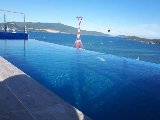 Nha Trang Harbor Apartments & Hotel - Havuz
