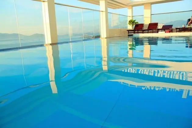Nha Trang Wonderland Hotel - Havuz