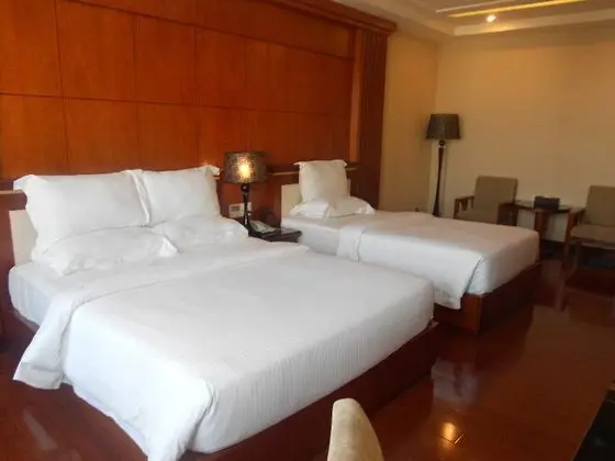 Nhat Ha L'Opera Hotel
