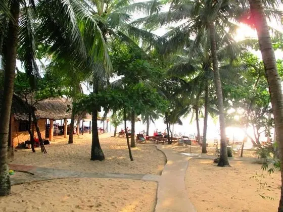 Nhat Lan Resort