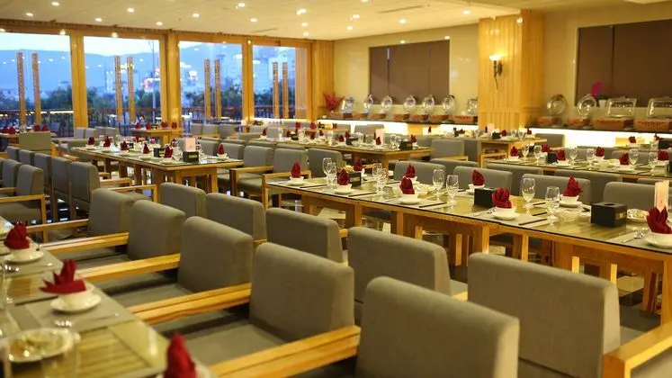 Nhu Minh Plaza Hotel Da Nang - Yeme / İçme