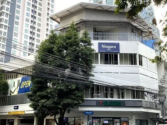 Niagara Hotel