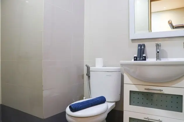 Nice 2Br Apartment At Maqna Residence - Banyo Tipleri