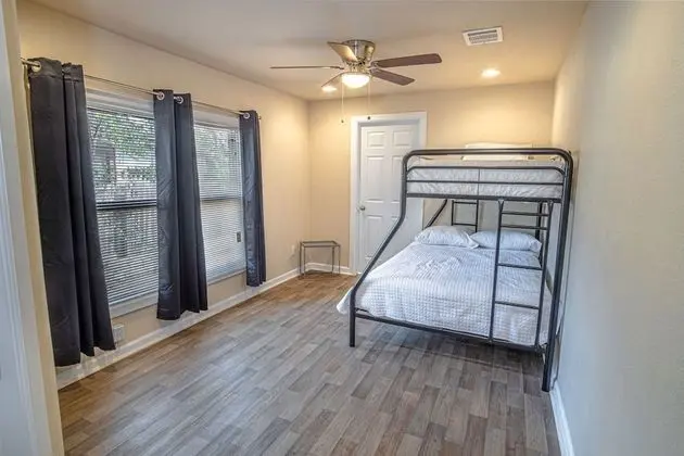Nice 3br/2ba Near Downtown 2 Min At&t Center - Oda