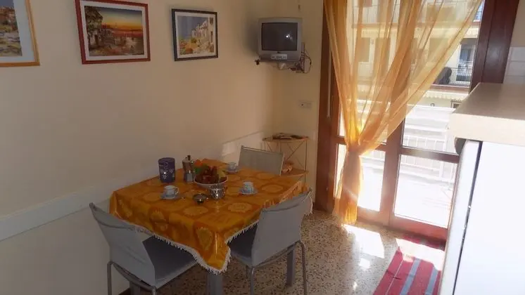 Nice Apartament in a Quiet Area - Yerinde Yemek