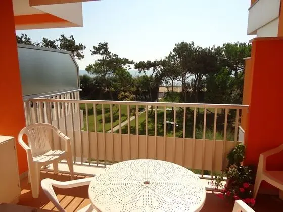 Nice Apartment for 6 People on the sea by Beahost Rentals