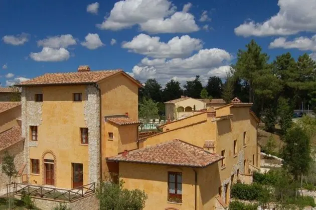 Nice Apartment in Gambassi Terme With Shared Pool