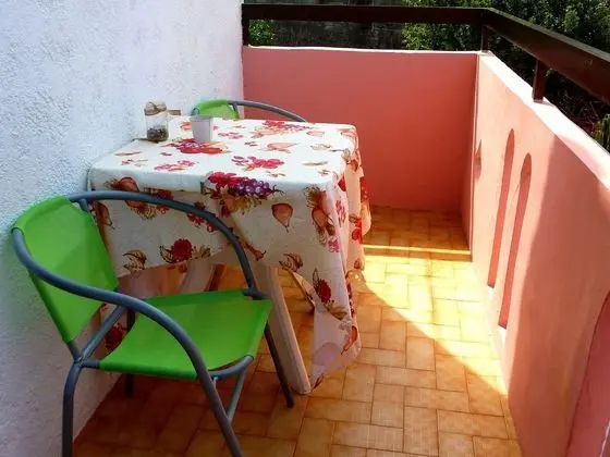 Nice Apartment in Kalyves With sea View