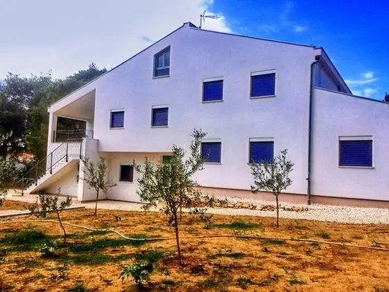 Nice Apartment With Roofed Terrace, Near the Sea - Dış Mekan