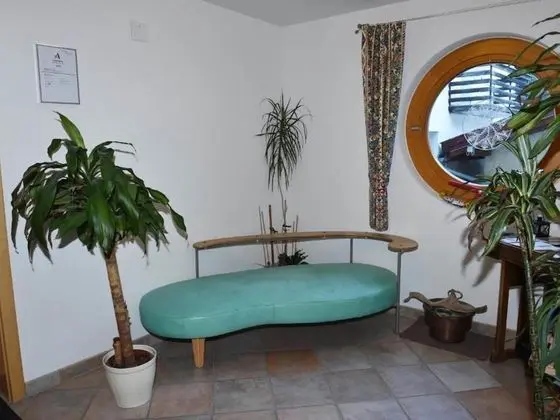 Nice Apartment in Samnaun With Garden - İç Mekan