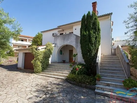Nice Apartment With Terrace & Grill