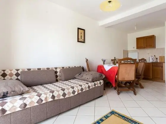 Nice Apartment With Terrace Near the Beach - Öne Çıkan Resim