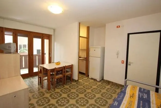 Nice Apartment Very Close To The Beach - Private Beach Place Included by Beahost - Yerinde Yemek