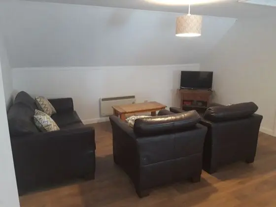 Nice big 2 Double Bedroom Apartment in the Town - İç Mekan