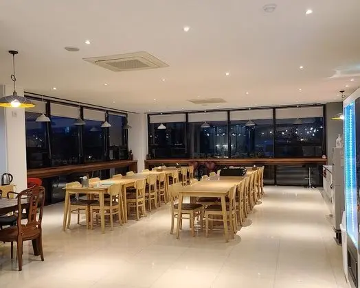 Nice Cat Hotel & Guest House - Yerinde Yemek