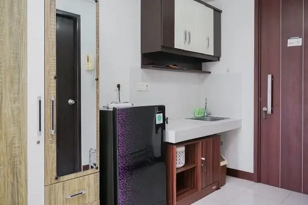 Nice And Comfort Studio At Scientia Residence Apartment - Mutfak