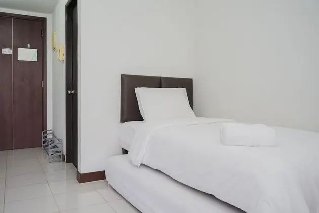 Nice And Comfort Studio At Scientia Residence Apartment - Oda