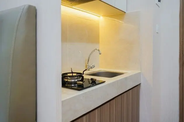 Nice and Comfy Studio Apartment at B Residence - Mutfak