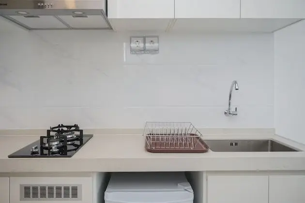 Nice and Comfy Studio Sky House BSD Apartment - Mutfak