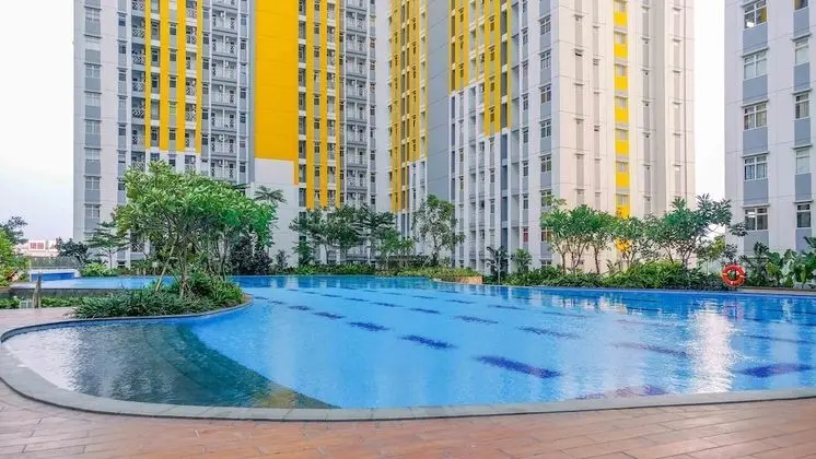Nice And Comfy Studio At Springlake Summarecon Bekasi Apartment