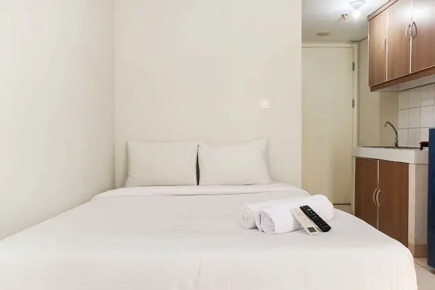 Nice And Comfy Studio At Springlake Summarecon Bekasi Apartment - Oda