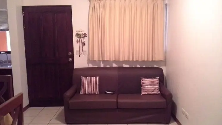 Nice Condo to Vacation in Playas del Coco - Oda Düzeni