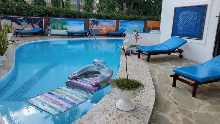 Nice and Cosy Studio En-suite, Kitchenette, Kenya - Havuz